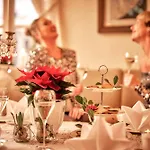 Bekkjarvik Gjestgiveri Hotel 3*
