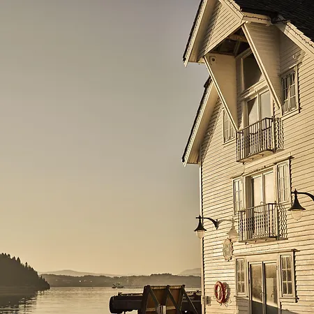 Bekkjarvik Gjestgiveri Hotell