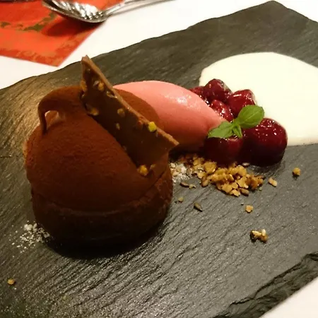 Otel Bekkjarvik Gjestgiveri 3*