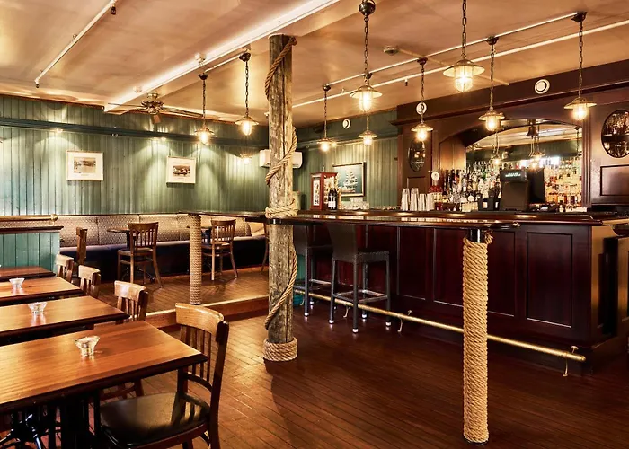 Bekkjarvik Gjestgiveri מלון 3*