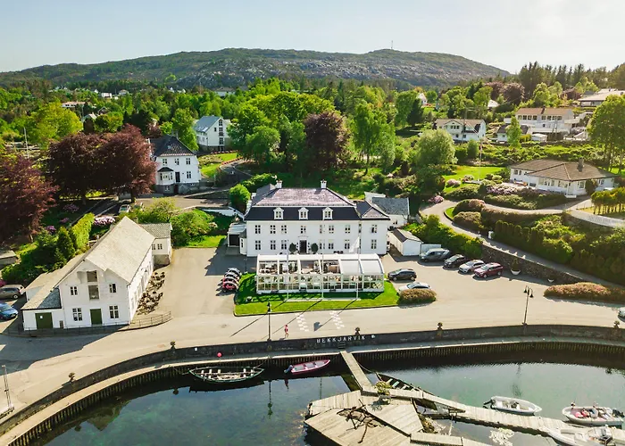 Bekkjarvik Gjestgiveri 3*