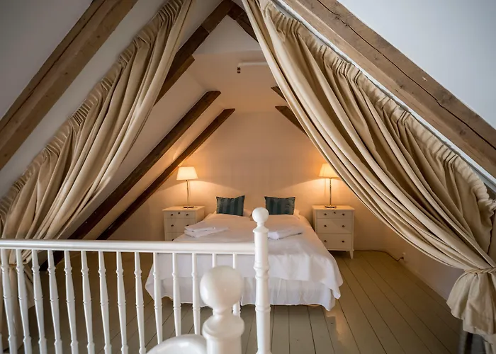 מלון Bekkjarvik Gjestgiveri