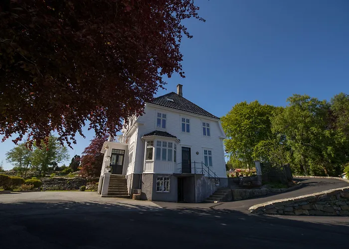 Bekkjarvik Gjestgiveri מלון