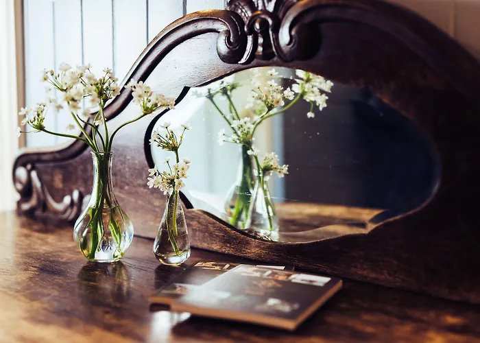 Bekkjarvik Gjestgiveri מלון 3*