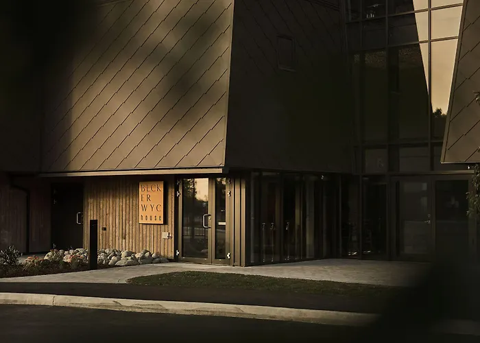 Bekkjarvik Gjestgiveri מלון 3*